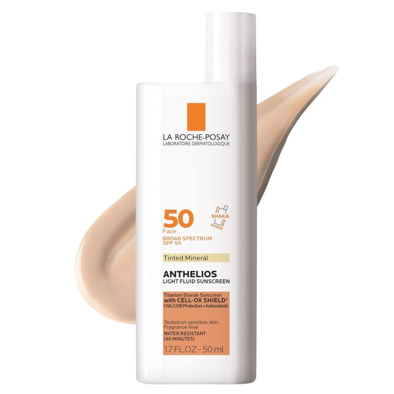 👉 La Roche-Posay Anthelios SPF 50 sunscreen – lightweight, oil-free, matte finish for sensitive skin.